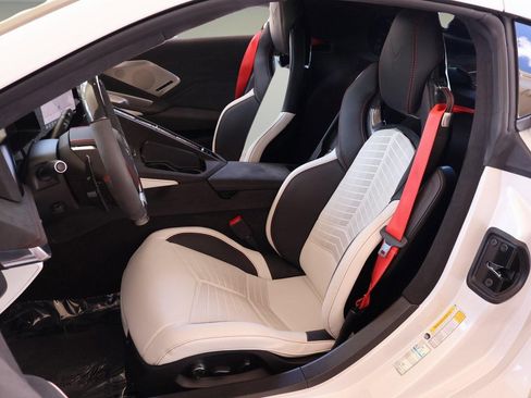 Used 2023 Chevrolet Corvette Z06 image 11