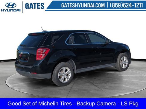 Used 2017 Chevrolet Equinox LS FWD image 2