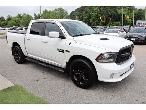 Used 2018 RAM 1500 Sport w/ Convenience Group AWD/4WD image 7
