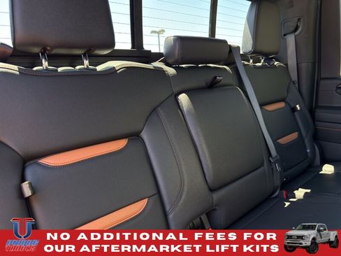 Used 2024 GMC Sierra 2500 AT4 w/ Technology Package AWD/4WD image 30