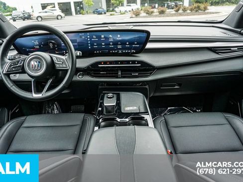 Used 2025 Buick Enclave Preferred FWD image 27