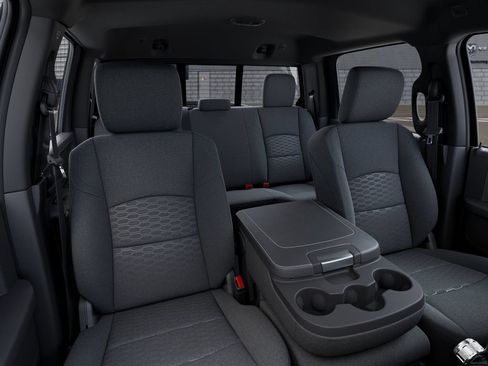 New 2026 RAM 3500 Tradesman AWD/4WD image 9