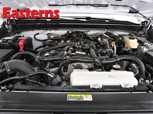 Used 2025 Toyota Tacoma SR RWD image 7