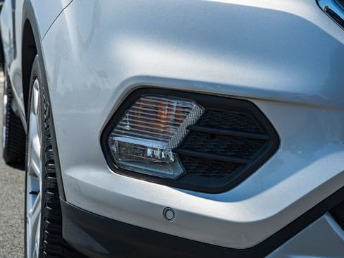 Used 2019 Ford Escape Titanium AWD/4WD image 14