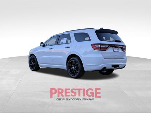 Used 2024 Dodge Durango GT RWD image 15