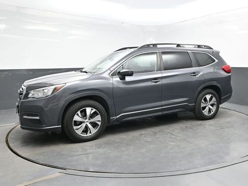 Used 2022 Subaru Ascent Premium w/ Convenience Package image 3