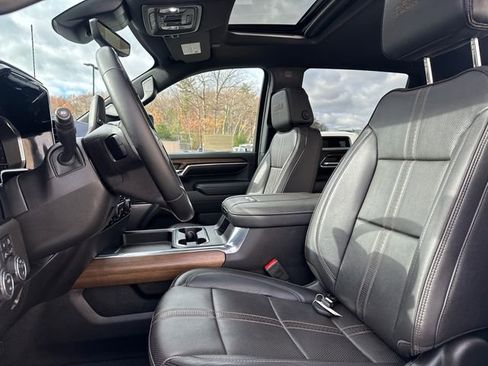 Used 2024 Chevrolet Silverado 2500 High Country w/ High Country Premium Package image 37