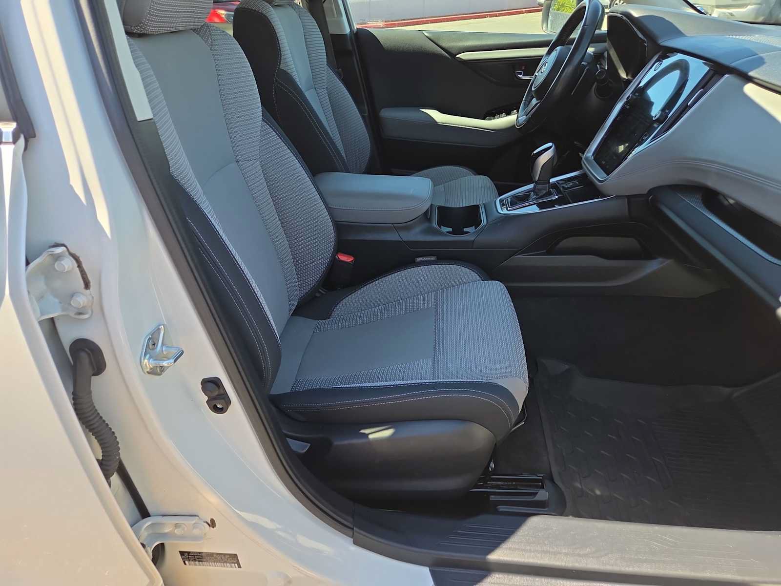 Used 2023 Subaru Outback Premium AWD/4WD image 22