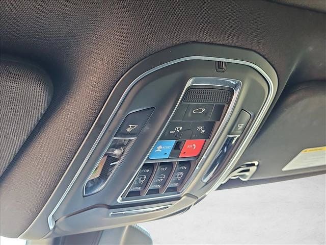 Used 2022 Jeep Wagoneer Series II w/ Premium Group I AWD/4WD image 21
