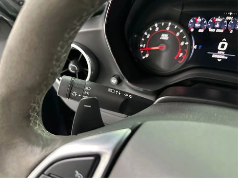 Used 2021 Chevrolet Camaro SS RWD image 18