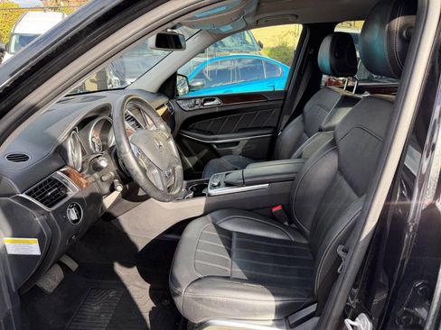 Used 2013 Mercedes-Benz GL 450 4MATIC w/ Premium 1 Pkg image 6