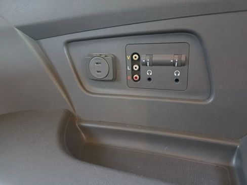 Used 2016 Honda Odyssey SE image 43