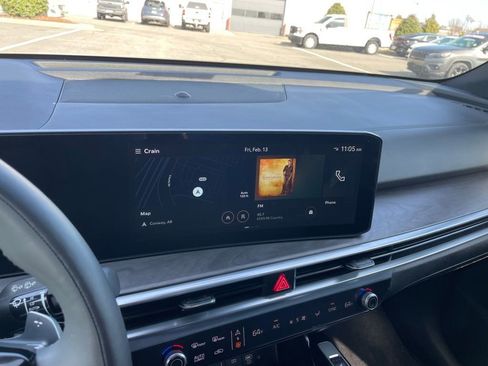 New 2025 Kia Sorento SX Prestige w/ Sage Leather Package image 16