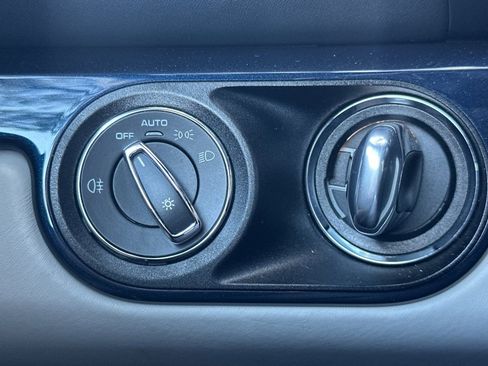 Used 2019 Porsche 718 Cayman GTS image 32