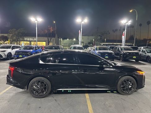 Used 2025 Kia K4 GT-Line Turbo image 11