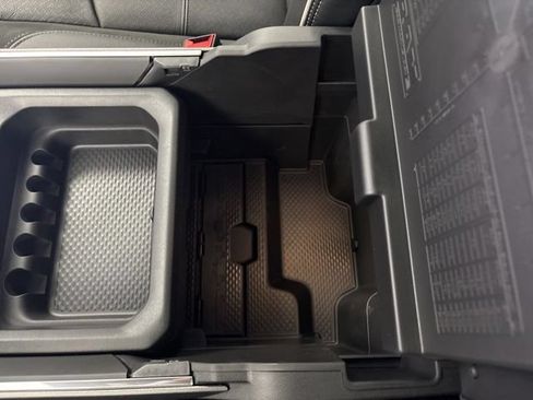 New 2026 RAM 3500 Laramie AWD/4WD image 43