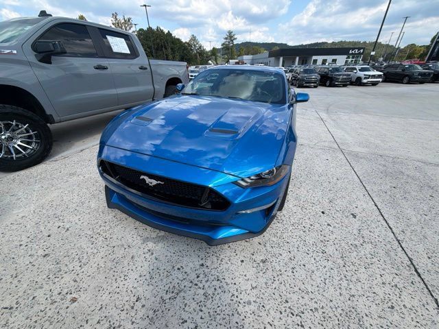 Used 2021 Ford Mustang GT Premium w/ Ford Safe & Smart Package RWD image 4