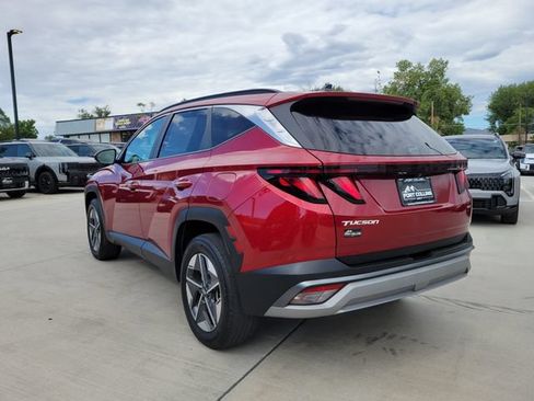 Used 2025 Hyundai Tucson SEL AWD/4WD image 3