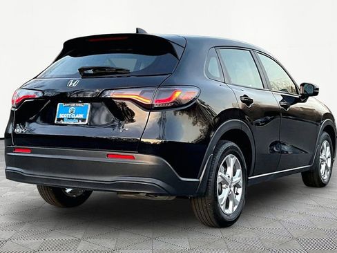 Used 2025 Honda HR-V LX image 6