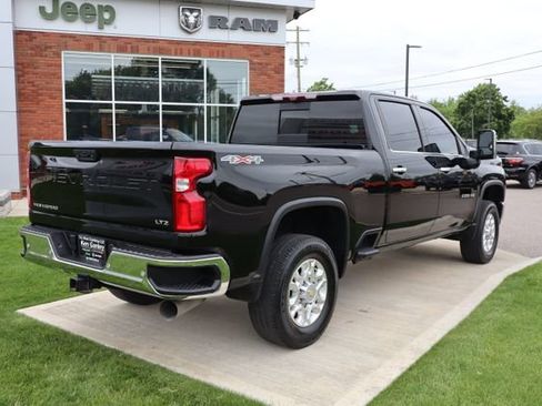 Used 2023 Chevrolet Silverado 2500 LTZ w/ LTZ Convenience Package AWD/4WD image 42