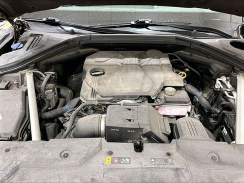Used 2022 Genesis GV70 2.5T w/ Advanced Package AWD/4WD image 9