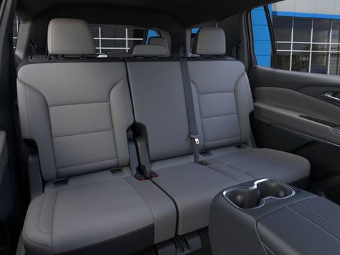 New 2027 Chevrolet Traverse LT FWD image 17