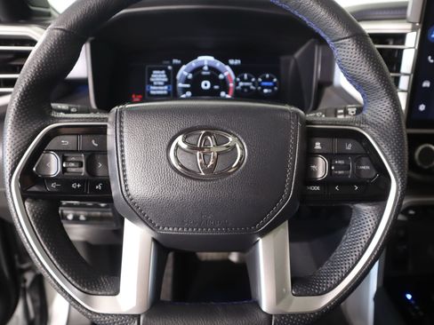 Used 2024 Toyota Sequoia Platinum image 3