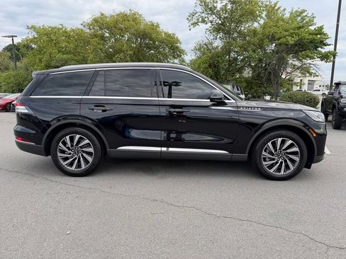 Used 2025 Lincoln Aviator 2WD image 8