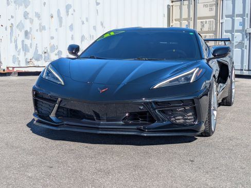 Used 2021 Chevrolet Corvette Stingray Premium Cpe w/ Z51 Performance Package image 7