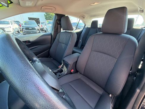 Used 2024 Toyota Corolla LE FWD image 38