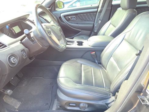 Used 2019 Ford Taurus SEL w/ Equipment Group 201A FWD image 9