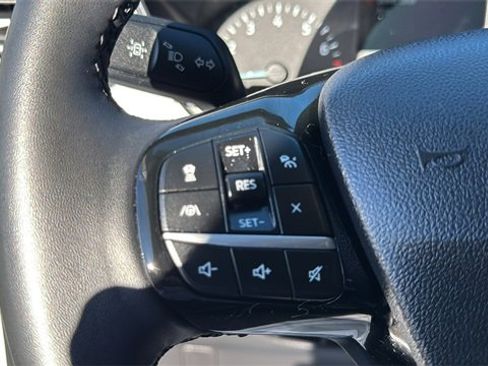 Certified 2022 Ford Escape SEL image 17