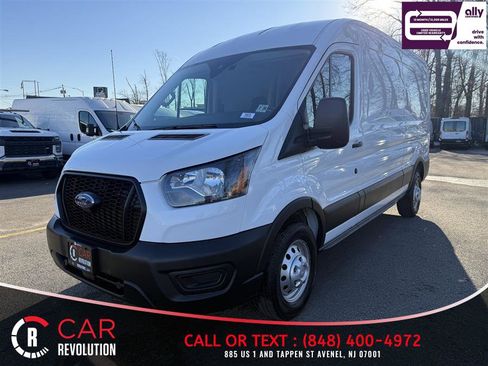 Used 2023 Ford Transit 250 Medium Roof AWD image 3