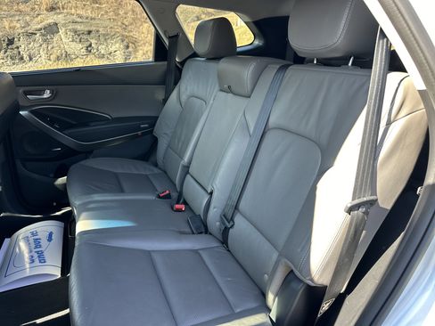 Used 2016 Hyundai Santa Fe SE w/ Option Group 03 image 20