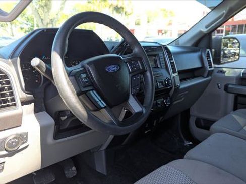 Used 2017 Ford F150 XLT image 24
