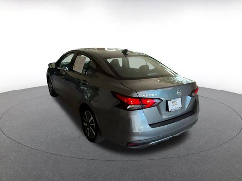 Used 2025 Nissan Versa SV FWD image 11