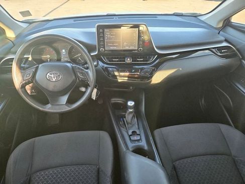 Certified 2021 Toyota C-HR LE image 11