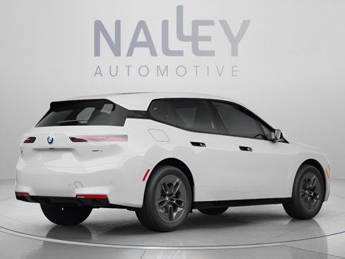 New 2026 BMW iX xDrive45 w/ Premium Package image 3