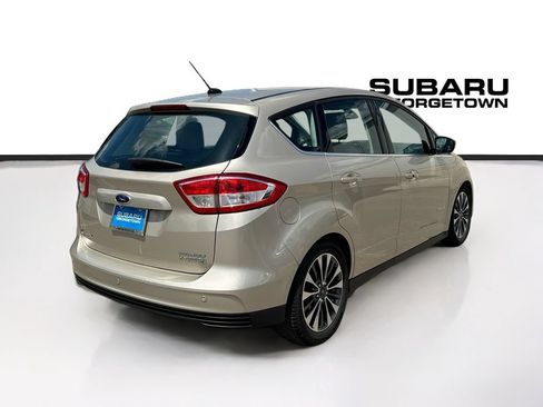 Used 2017 Ford C-MAX Titanium w/ Equipment Group 301A FWD image 7