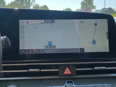 Used 2025 Hyundai Elantra SEL FWD image 17