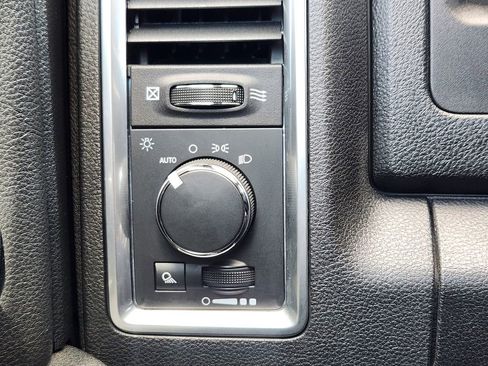 Used 2024 RAM 1500 Classic Warlock AWD/4WD image 13