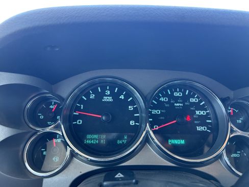 Used 2013 Chevrolet Silverado 1500 LT AWD/4WD image 16