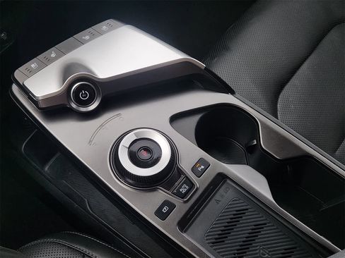 Certified 2024 Kia EV6 Wind image 19