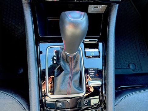 Used 2024 Jeep Compass Trailhawk image 14