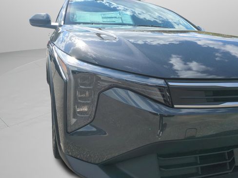 New 2026 Kia K4 FWD image 10