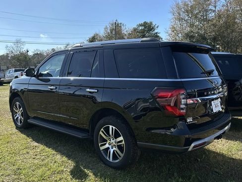 Used 2024 Ford Expedition Limited image 6