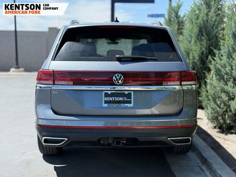 Used 2025 Volkswagen Atlas SE AWD/4WD image 7