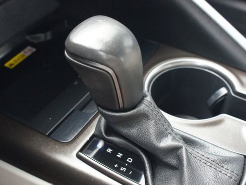 Used 2023 Toyota Camry XSE image 11