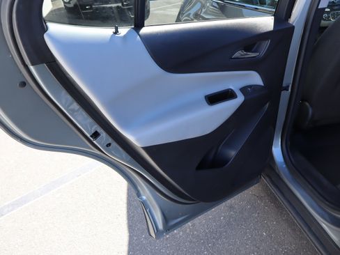 Used 2023 Chevrolet Equinox LT w/ Driver Convenience Package image 30