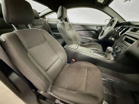 Used 2012 Ford Mustang Coupe RWD image 24